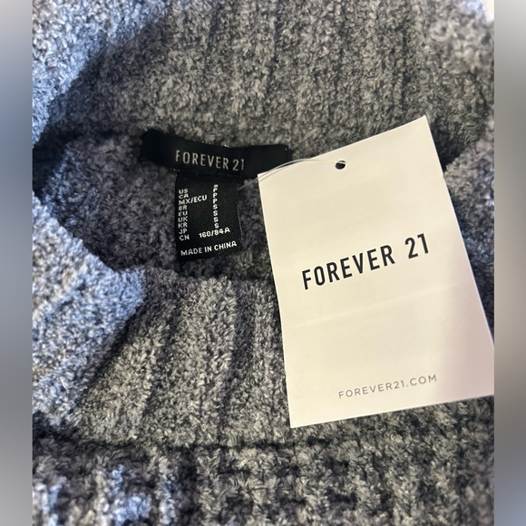 Gray Sweater - Picture 3 of 3